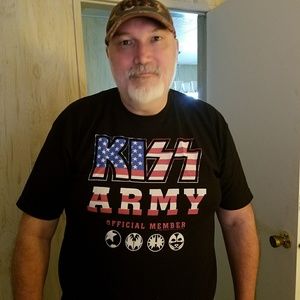 Meet your Posher, Ray